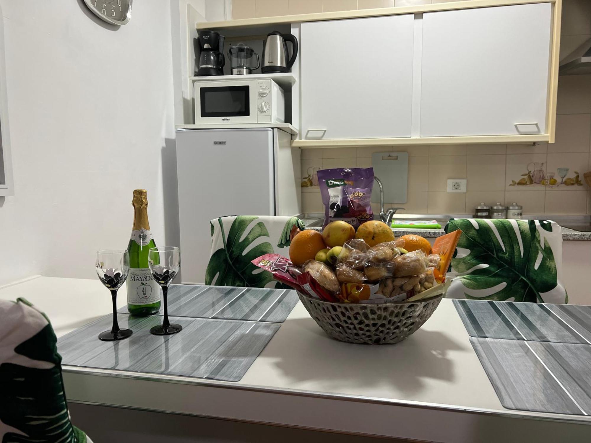 アデヘLa Casita De La Piscinaアパートメント エクステリア 写真